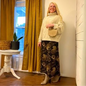 Rena Rowan 100% Silk Skirt